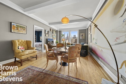 242 East 19th Street 13E, Gramercy Park, NYC - 1 Bedrooms  
1 Bathrooms  
3 Rooms - 