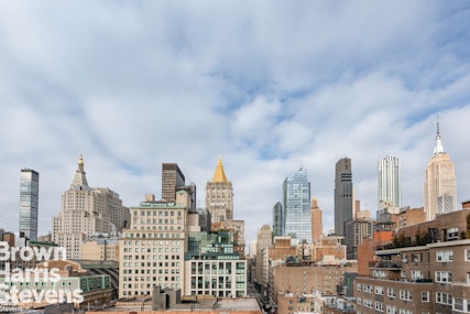 160 East 27th Street 11E, Gramercy Park, NYC - 1 Bedrooms  
1 Bathrooms  
3 Rooms - 