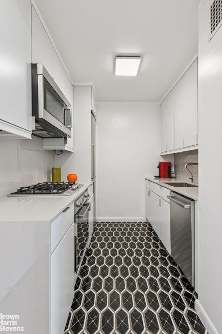 330 Third Avenue Kips Bay New York NY 10010