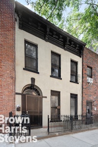 1226 Putnam Avenue, Bushwick, Brooklyn, NY - 2 Bedrooms  
4 Bathrooms  
6 Rooms - 
