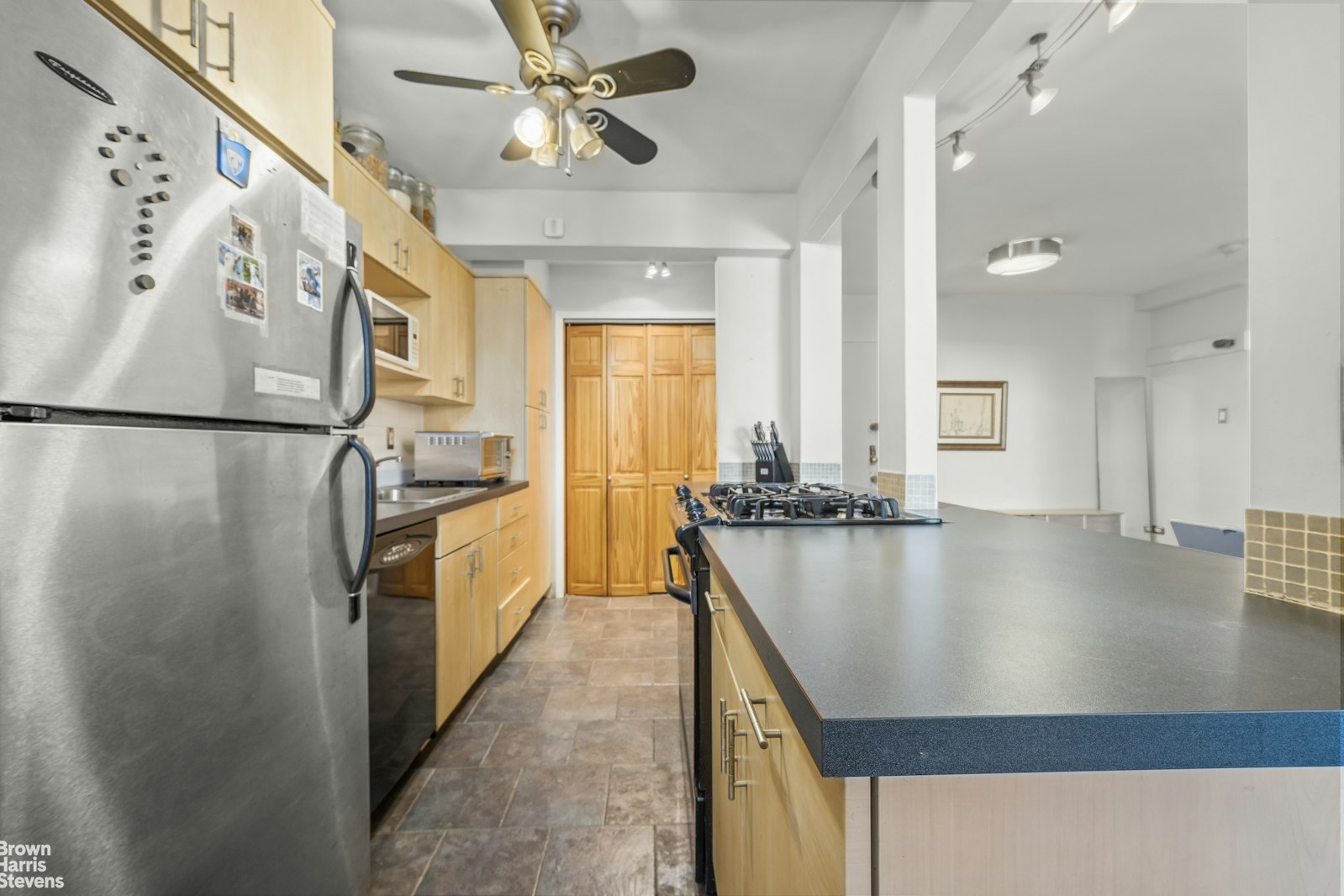 5425 Valles Avenue 5G North Riverdale Bronx NY 10471