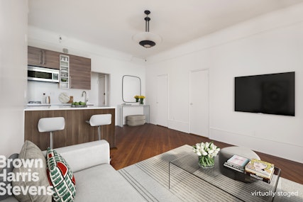 309 West 100th Street 4R, Upper West Side, NYC - 1 Bedrooms  
1 Bathrooms  
3 Rooms - 