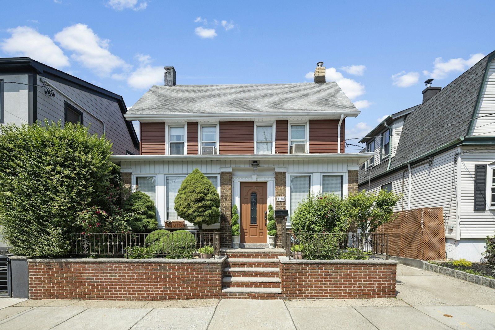Photo 1 of 1110 78th Street, North Bergen, New Jersey, $725,000, Web #: 23500212