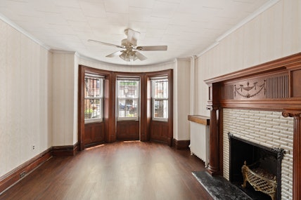 Rental Property at 413 55th Street, Sunset Park, Brooklyn, NY - Bedrooms: 1 
Bathrooms: 1 
Rooms: 4  - $2,450 MO.