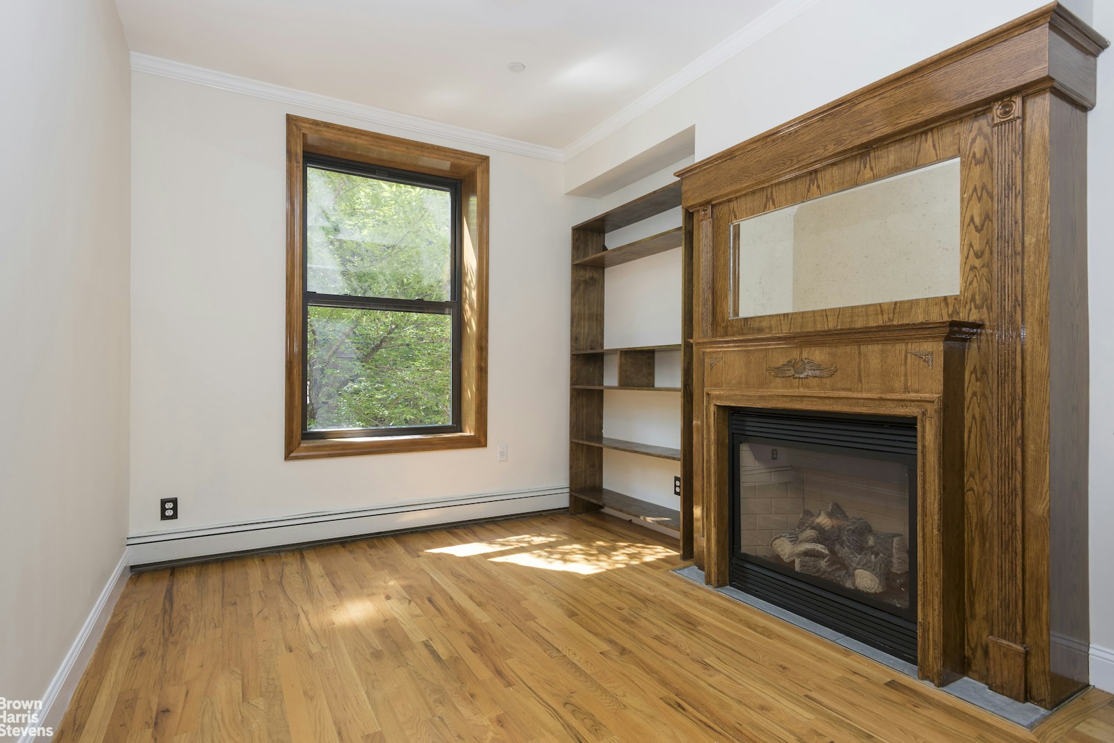 Photo 1 of 235 West 137th Street 2F, Harlem, NYC, $2,600, Web #: 23503429