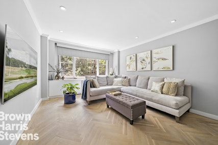 1270 Fifth Avenue 2H, Upper East Side, NYC - 2 Bedrooms  
1.5 Bathrooms  
4.5 Rooms - 