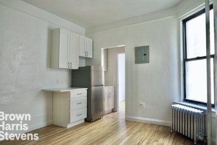 Rental Property at 359 West 126th Street 4B, Upper Manhattan, NYC - Bedrooms: 1 
Bathrooms: 1 
Rooms: 2  - $2,350 MO.