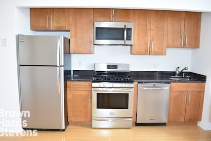 350 Wadsworth Avenue 5C, Upper Manhattan, NYC - 1 Bathrooms  
1.5 Rooms - 