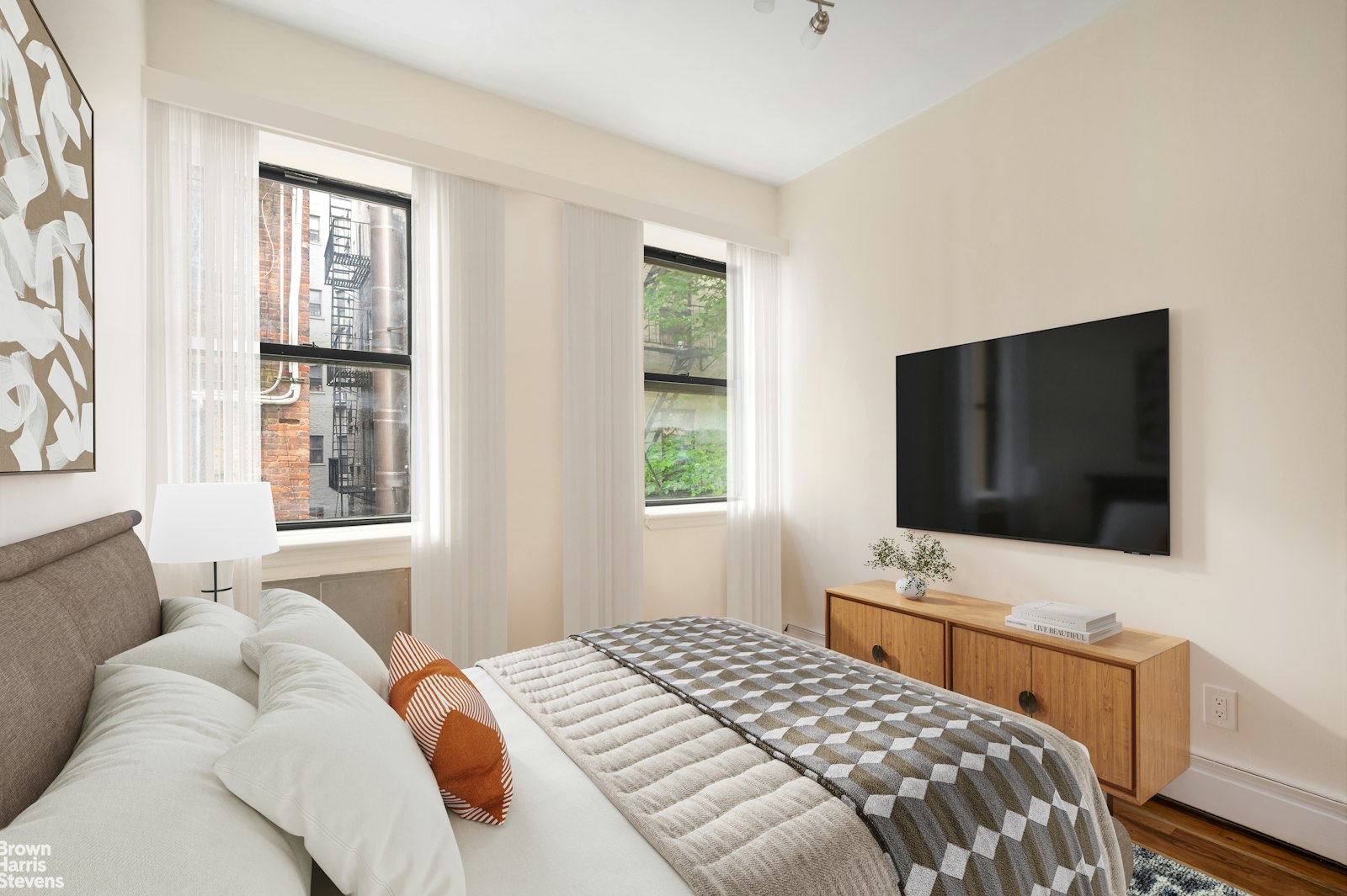 Photo 1 of 713 East 9th Street 2A, East Village, NYC, $5,350, Web #: 23504755