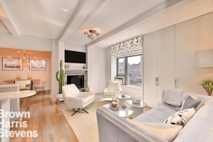 Property for Sale at 39 West 67th Street 1503, Upper West Side, NYC - Bedrooms: 2 
Bathrooms: 1 
Rooms: 4  - $955,000