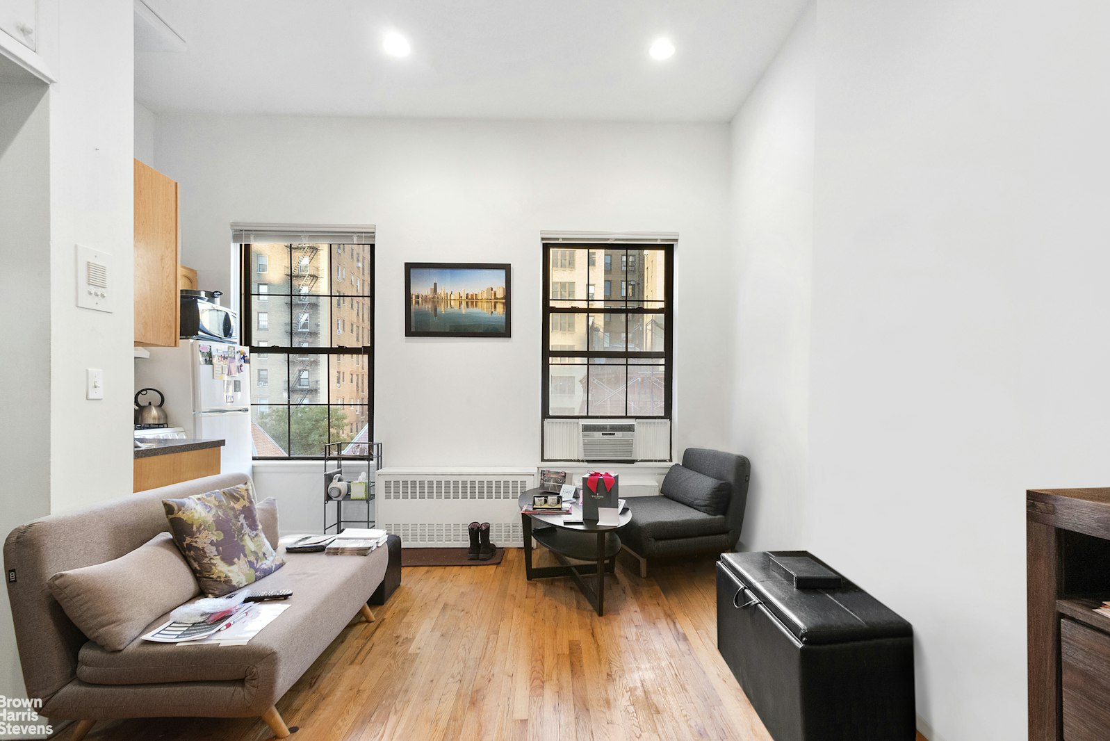 Photo 1 of 330 West 85th Street 6A, Upper West Side, NYC, $3,750, Web #: 23508342