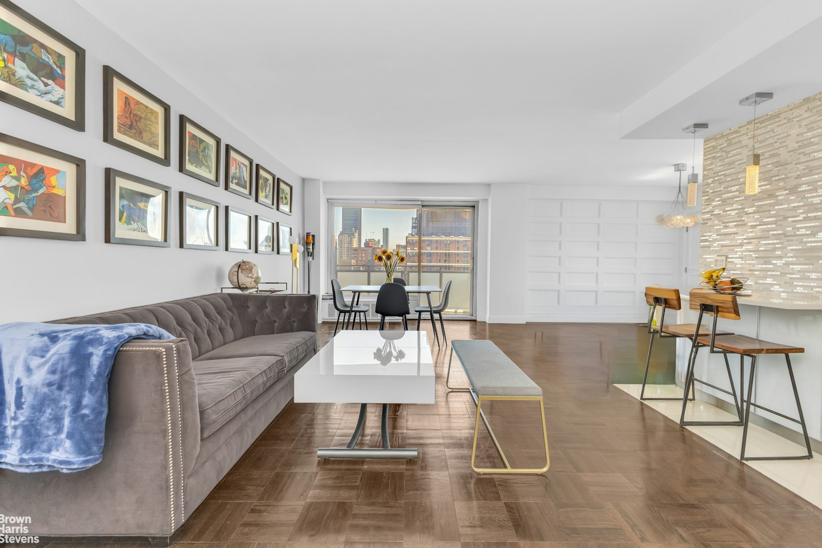 Photo 1 of 300 East 40th Street 31C, Murray Hill, NYC, $1,259,000, Web #: 23511947