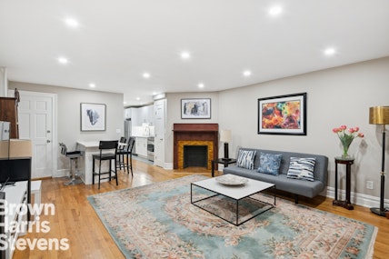 215 West 138th Street Garden, Upper Manhattan, NYC - 1 Bedrooms  
1 Bathrooms  
4 Rooms - 