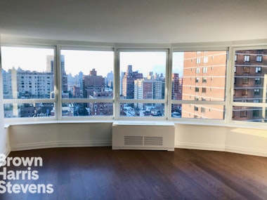 Rental Property at 200 East 94th Street 2314, Upper East Side, NYC - Bedrooms: 2 
Bathrooms: 2 
Rooms: 4  - $8,000 MO.