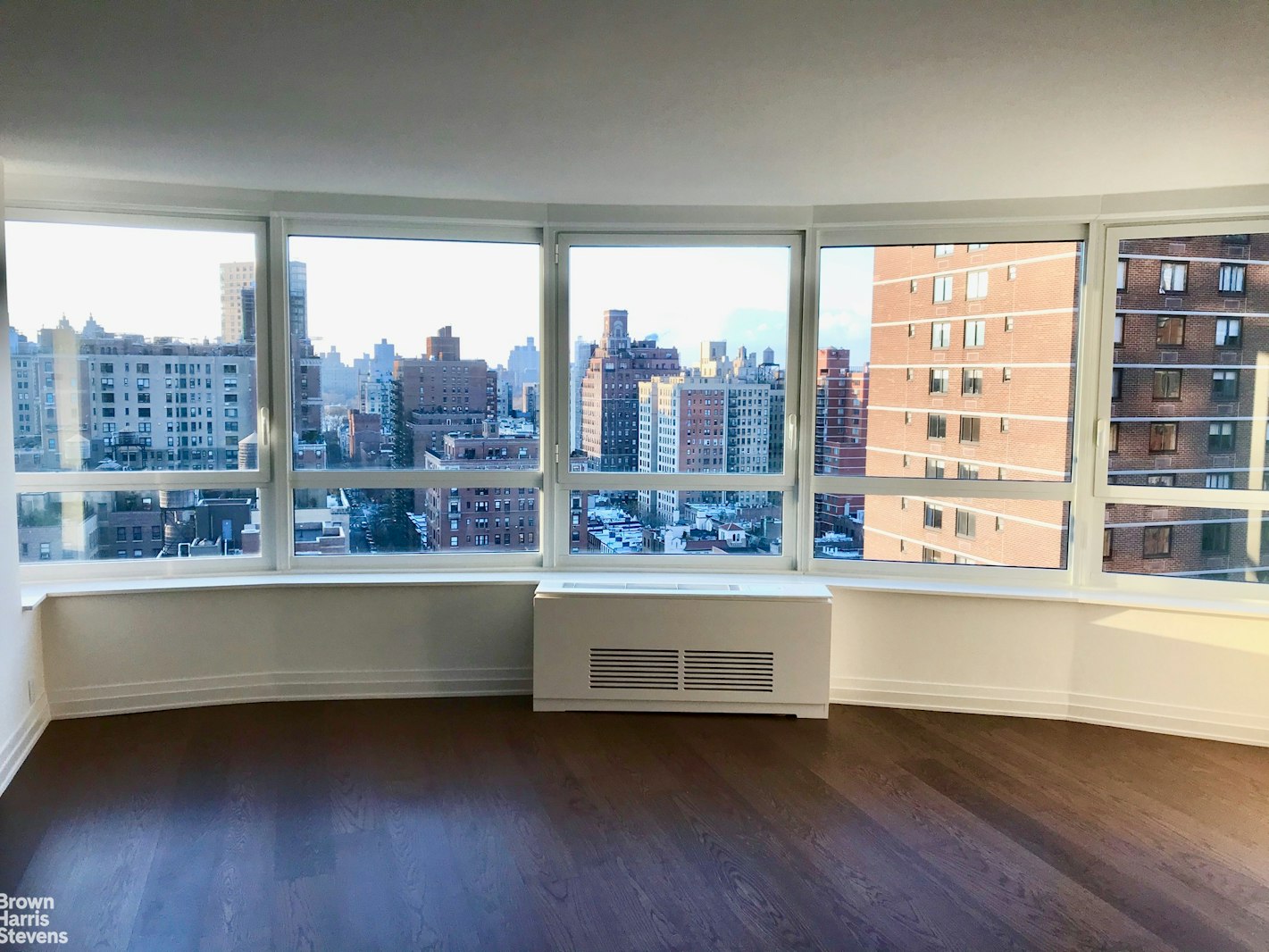 Photo 1 of 200 East 94th Street 2314, Upper East Side, NYC, $8,000, Web #: 23512449