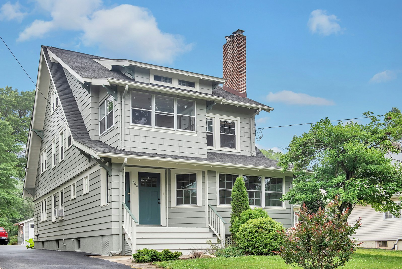 Photo 1 of 708 Valley Rd 2, Montclair, New Jersey, $4,800, Web #: 23513354