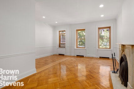 423 East 50th Street 2, Midtown East, NYC - 1 Bedrooms  
1 Bathrooms  
3.5 Rooms - 