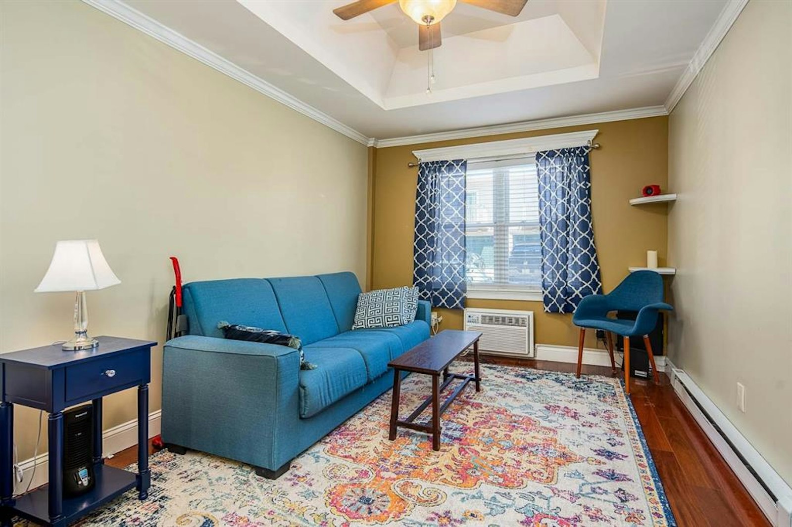 Photo 1 of 9 Grand St 1B, Weehawken, New Jersey, $1,975, Web #: 23517072