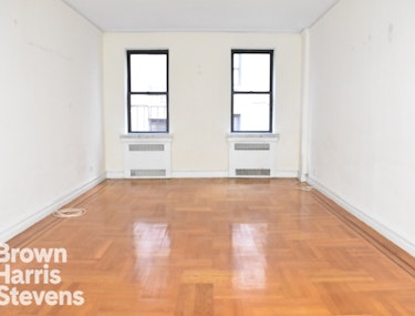 Rental Property at 802 West 190th Street 3J, Upper Manhattan, NYC - Bedrooms: 1 
Bathrooms: 1 
Rooms: 3  - $2,900 MO.