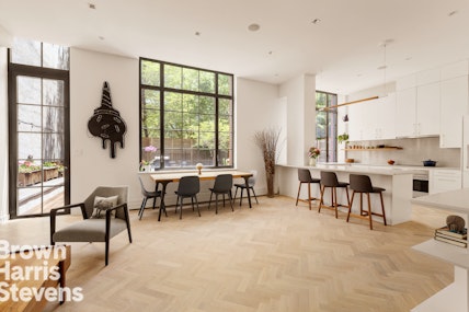 50 Clinton Street, Lower East Side, Downtown, NYC - 2 Bedrooms  
3 Bathrooms  
5 Rooms - 