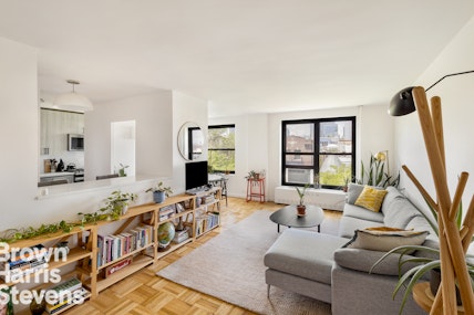 185 Clinton Avenue 7G, Clinton Hill, Brooklyn, New York - 1 Bedrooms  
1 Bathrooms  
3.5 Rooms - 