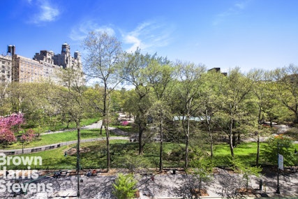 100 West 80th Street 6B, Upper West Side, Upper West Side, NYC - 4 Bedrooms  
3.5 Bathrooms  
8 Rooms - 