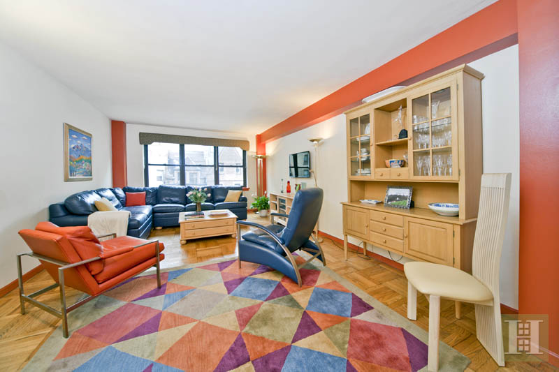 Photo 1 of 11 Riverside Drive 6Me, Upper West Side, NYC, $950,000, Web #: 3536360