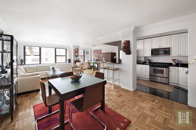 Photo 1 of 201 East 25th Street 14H, Gramercy Park, NYC, $1,425,000, Web #: 616773