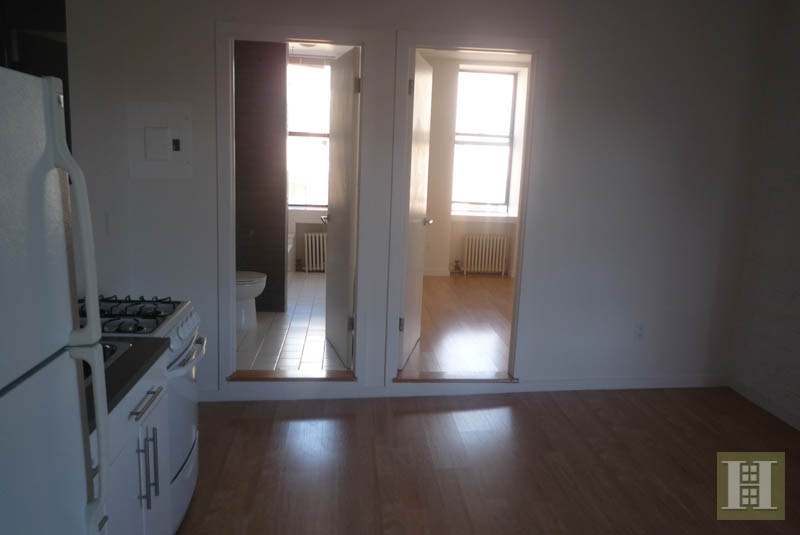 Photo 1 of 630 East 9th Street 18, East Village, NYC, $3,200, Web #: 9069167