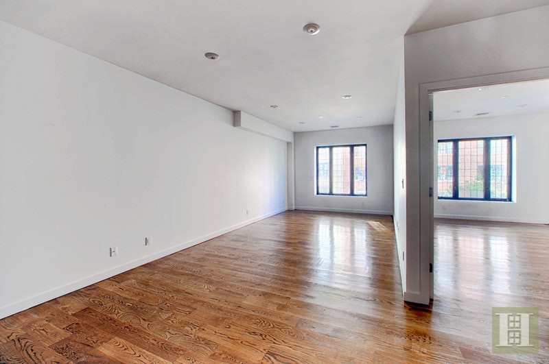 Photo 1 of 210 East 35th Street, Murray Hill Kips Bay, NYC, $3,277, Web #: 9264013