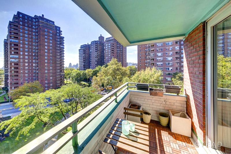 Closed: 477 FDR Drive, Lower East Side, NYC, ID: 937817 - Brown Harris ...
