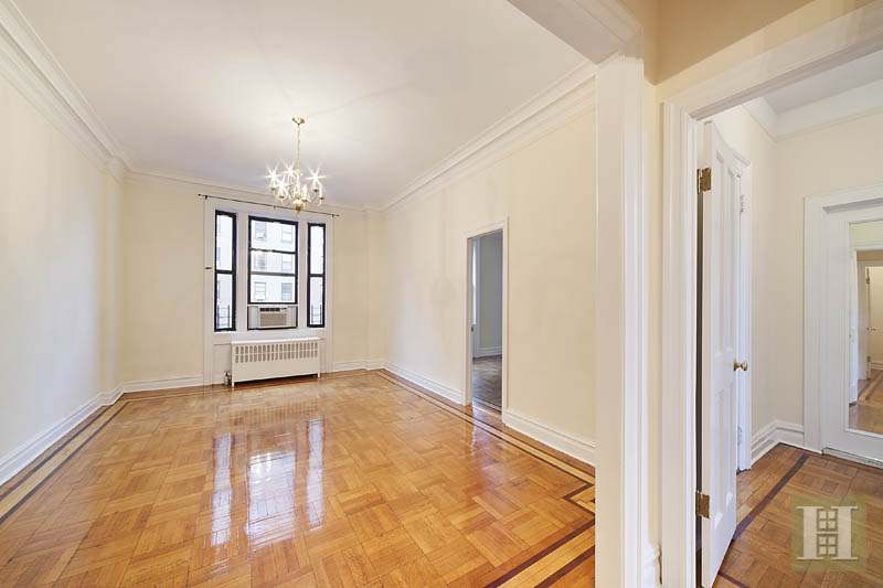 Photo 1 of 260 West 72nd Street 11B, Upper West Side, NYC, $5,200, Web #: 14078595