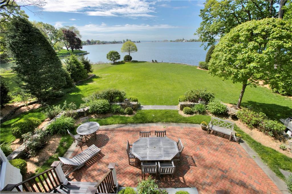 9 SEAGATE ROAD, Darien, CT 06820 (Sold NYStateMLS Listing #10319282)